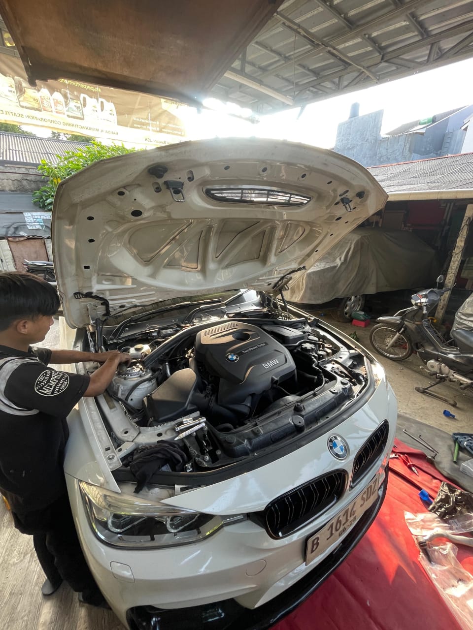 Servis Mobil Panggilan oleh teknisi Nusantara Auto Care
